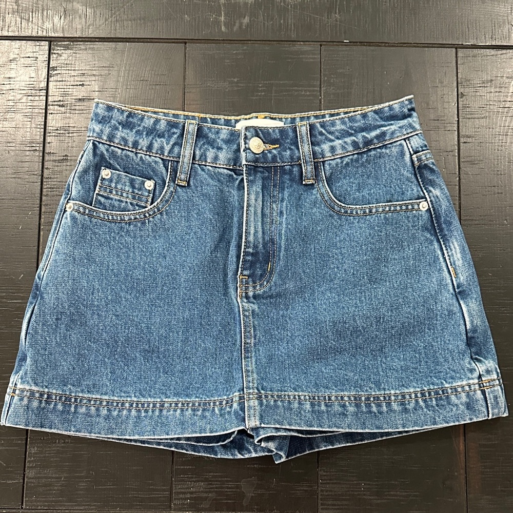 Princess Polly - size 2 Blue Denim Mini Skort